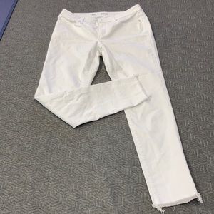 Sz 4 White a.n.a jeans, mid rise skinny